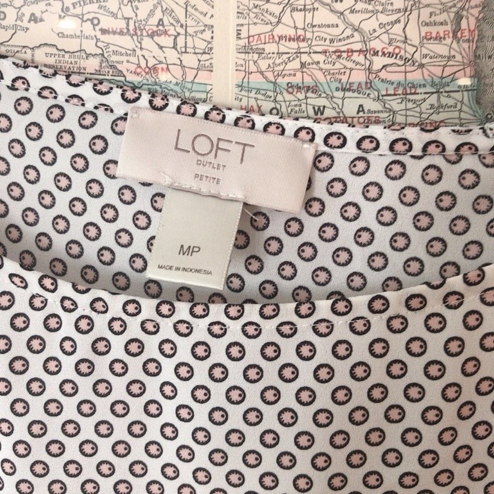 Loft Flowy, Patterned Top - image 3